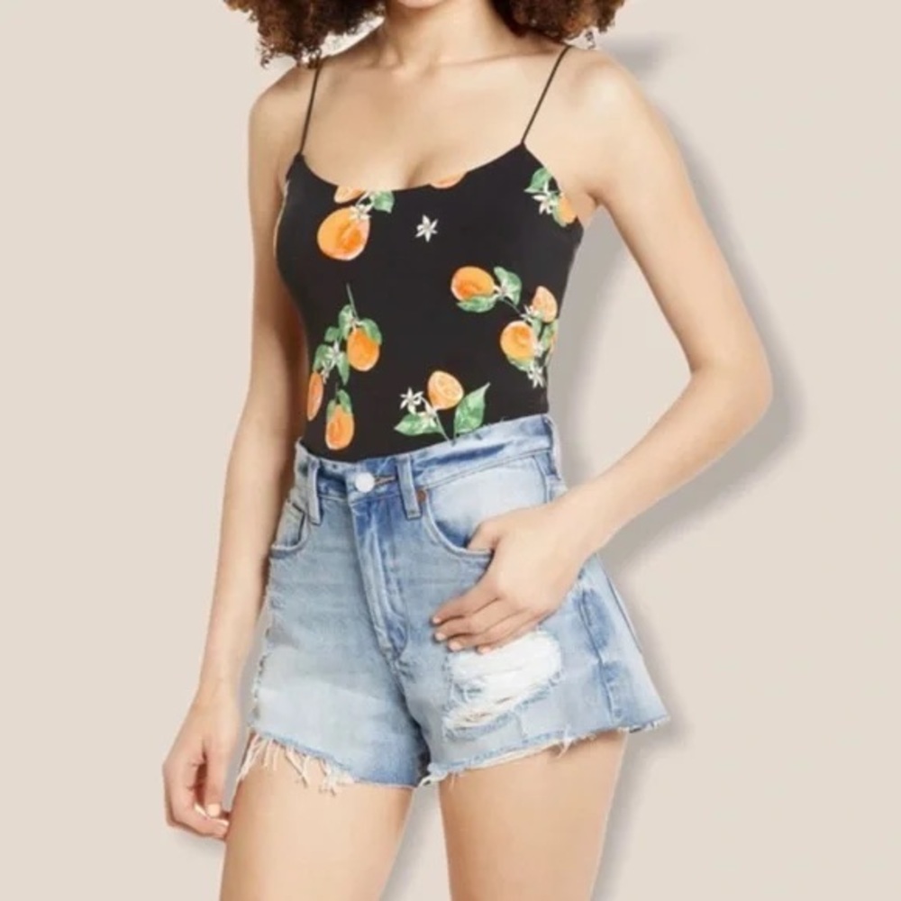Leith Black with Oranges Cropped Built in Bra Cami Top • Size 2X